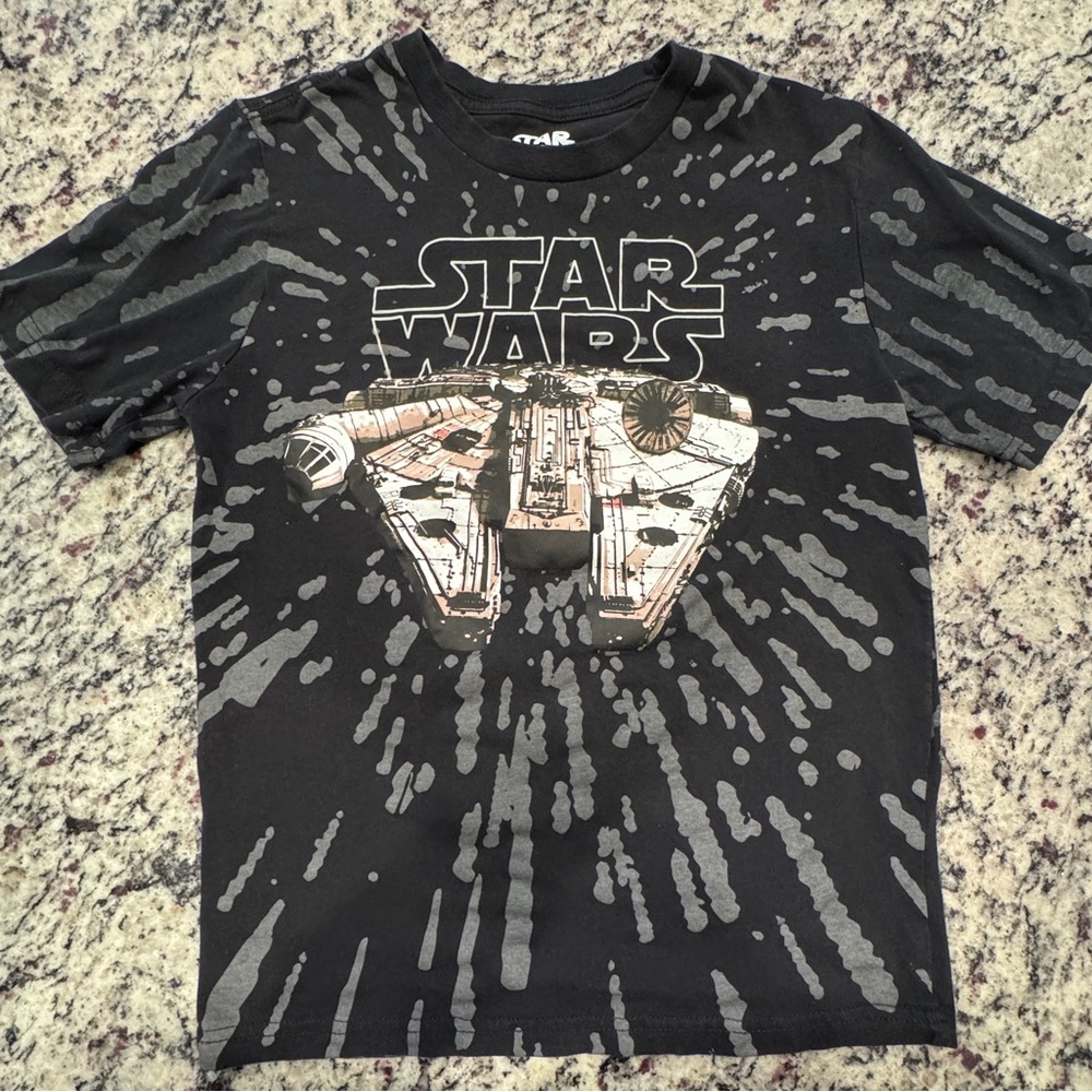 MAD Engine Star Wars Millennium Falcon Kids T-Shirt- YM size